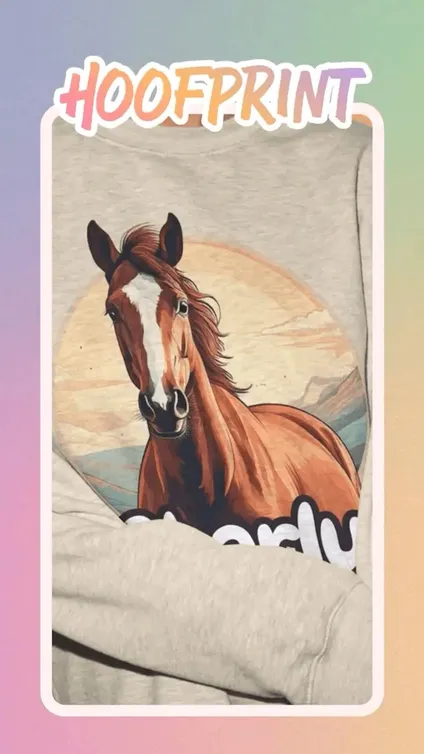 Story clip: the “Charly” design on a light sweatshirt