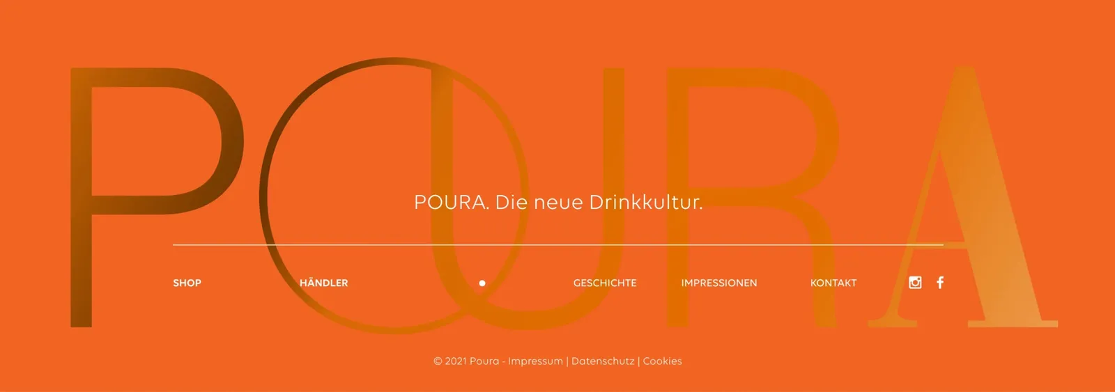 The footer on orange, in the background the oversized POURA lettering