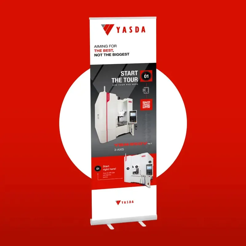 Roll-up reading “Start the tour” with a QR code on a red background